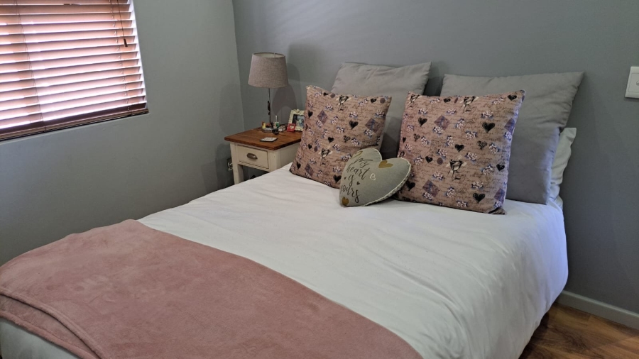 2 Bedroom Property for Sale in Costa Da Gama Western Cape